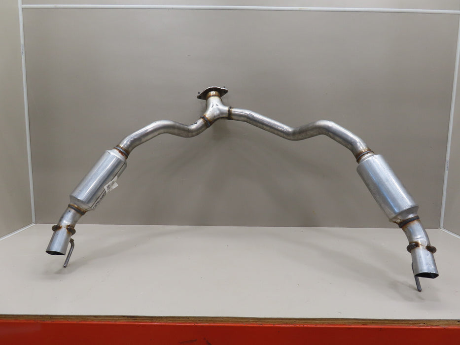 2021-2024 CADILLAC ESCALADE REAR EXHAUST MUFFLER OEM 84964234