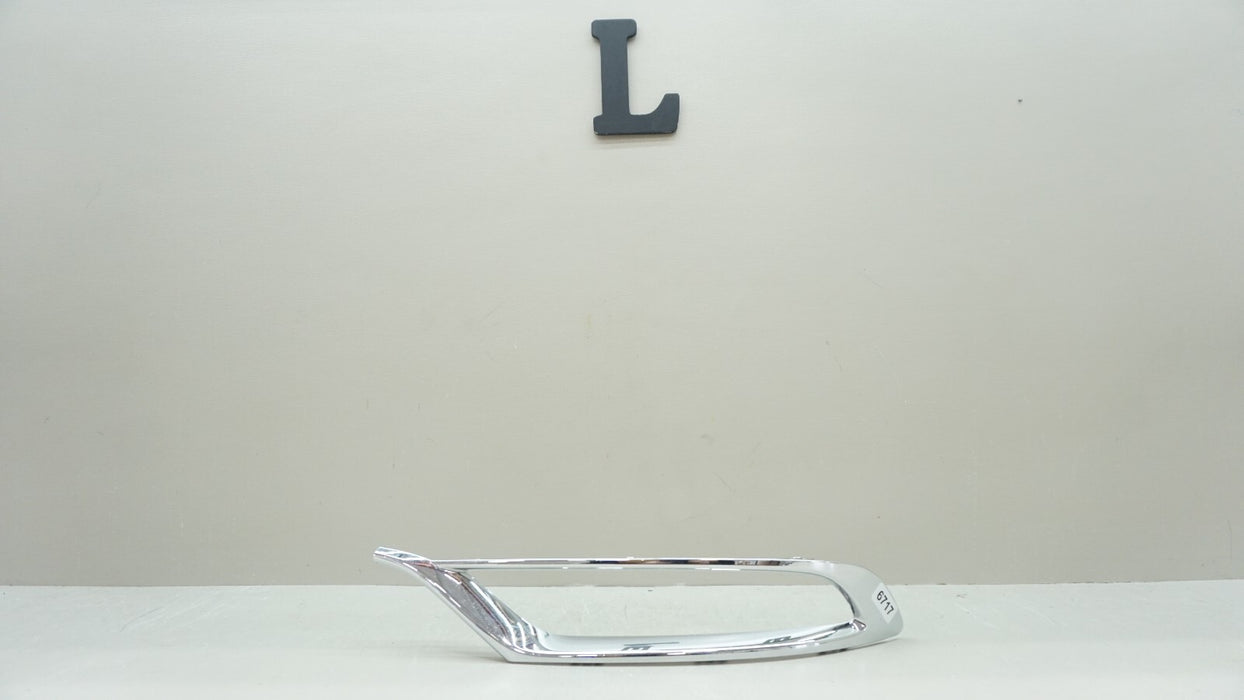2015-2020 CHRYSLER 300 FRONT LEFT DRIVERS SIDE FOG LIGHT BEZEL TRIM OEM
