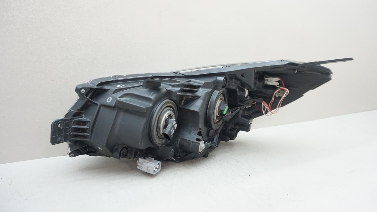 2012-2015 SUBARU IMPREZA FRONT RIGHT PASSENGER SIDE HALOGEN HEADLIGHT OEM