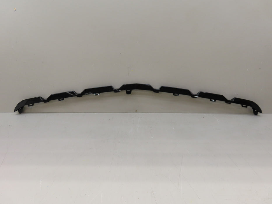 2022 2023 CHEVROLET SILVERADO 1500 FRONT GRILLE LOWER TRIM PIECE 06 OEM