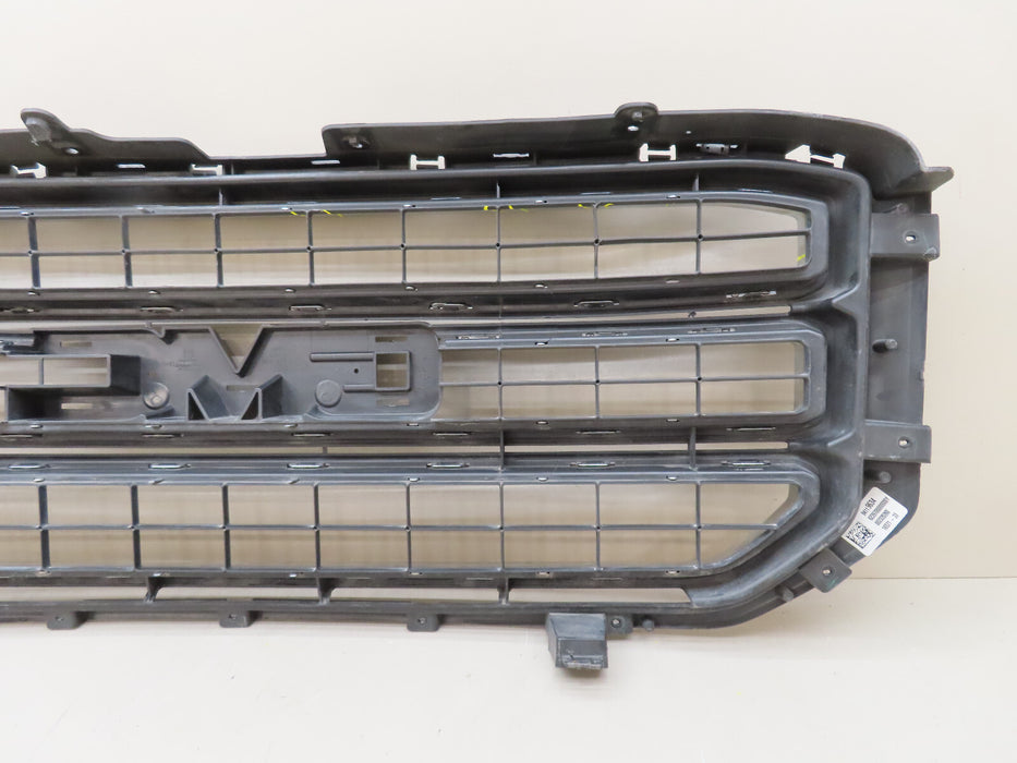 2015 2016 2017 2018 GMC YUKON FRONT RADIATOR GRILLE GRILL OEM 84119634