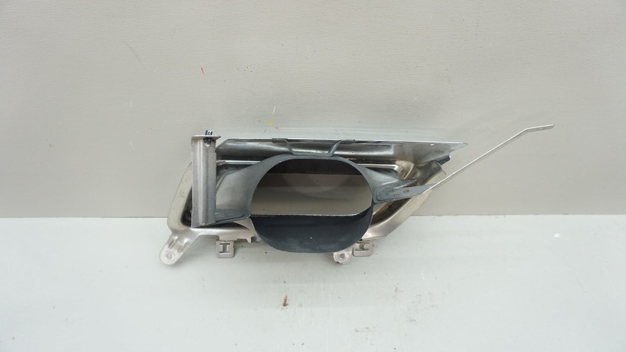2020-2024 CADILLAC XT6 REAR RIGHT PASSENGER BUMPER EXHAUST BEZEL TIP OEM