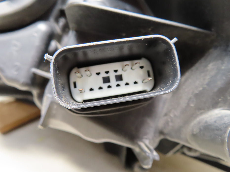 2013 2014 2015 2016 FORD FUSION RIGHT PASSENGER SIDE HALOGEN OEM