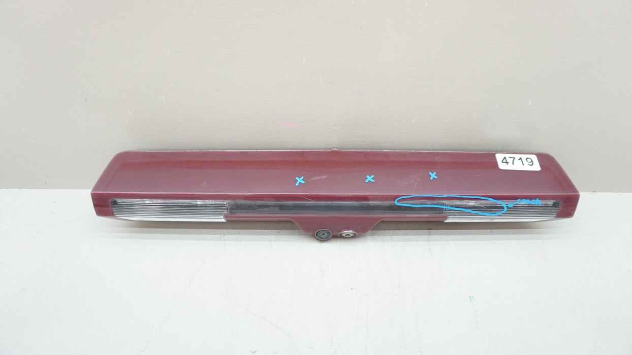 2019-2023 CHEVROLET SILVERADO GMC SIERRA HD HIGH MOUNT 3RD BRAKE LIGHT OEM