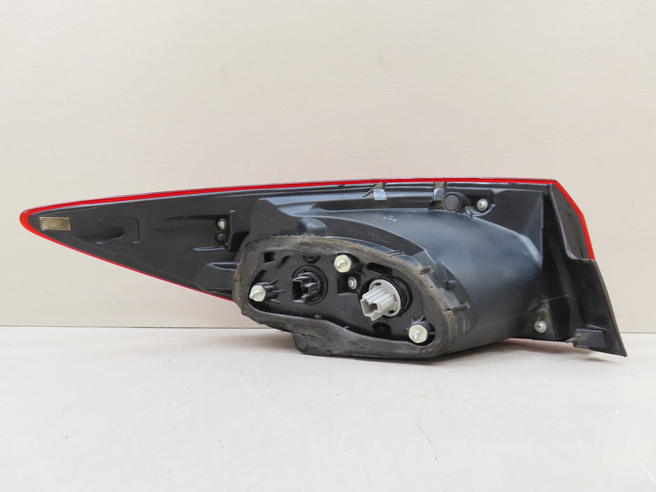 2014-2018 MAZDA 3 HATCHBACK REAR RIGHT PASSENGER SIDE TAIL LIGHT OEM