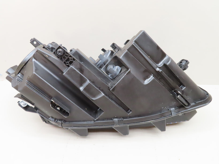 2016 2017 2018 VOLKSWAGEN VW PASSAT LEFT HALOGEN HEADLIGHT LAMP OEM