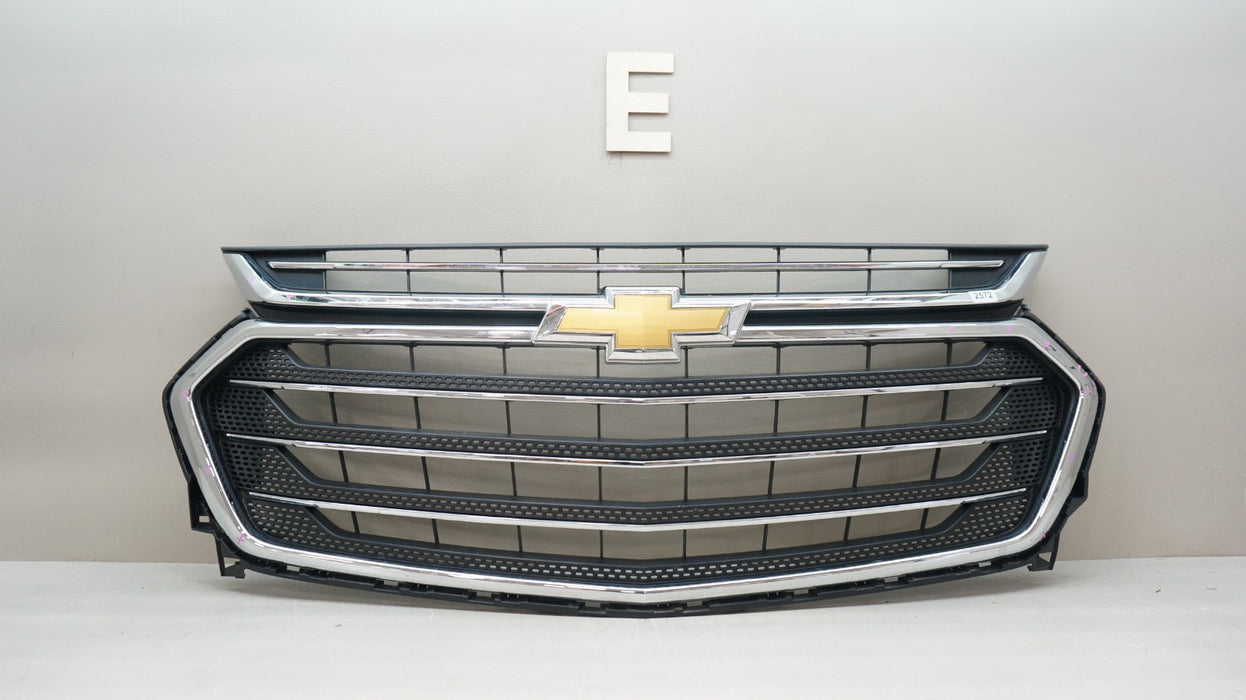 2018-2021 CHEVROLET TRAVERSE FRONT BUMPER RADIATOR GRILLE OEM 84344487