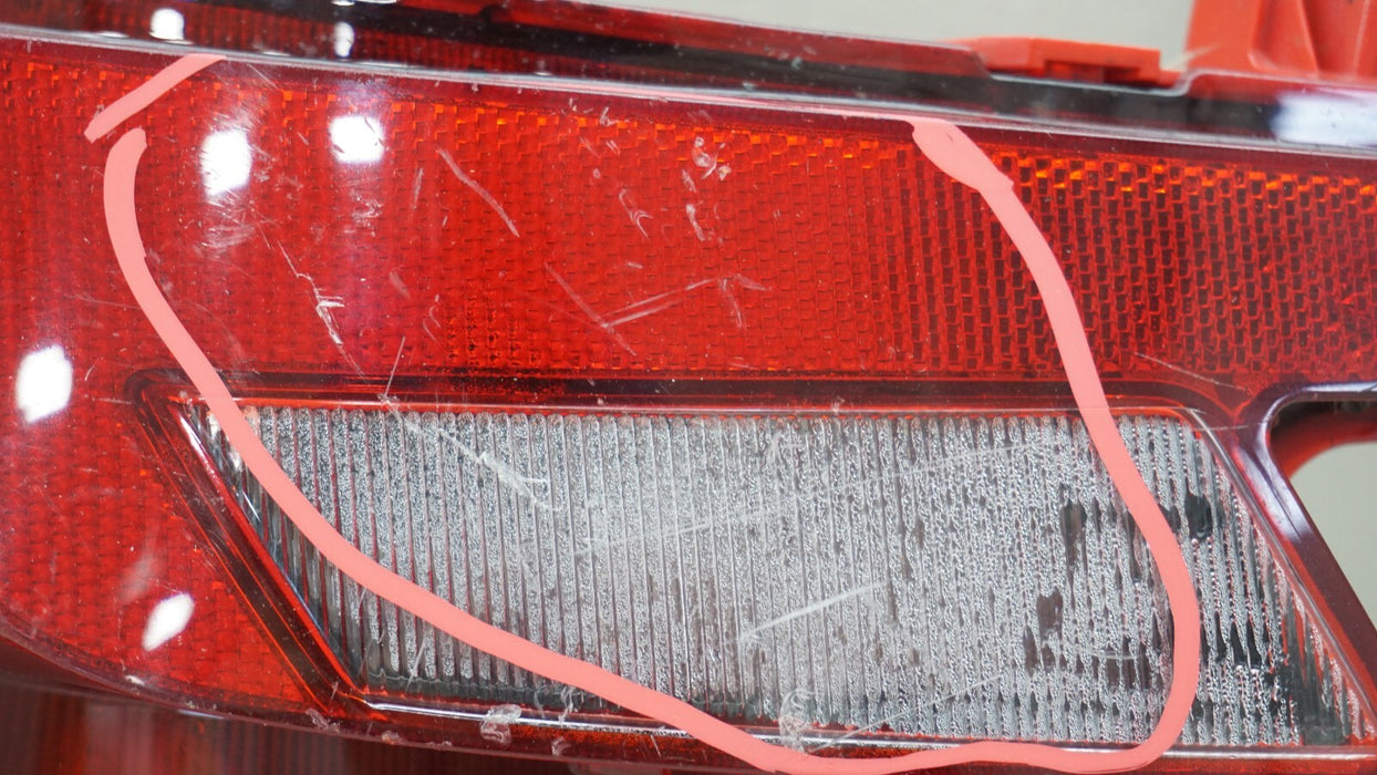 2019-2020 HYUNDAI ELANTRA REAR RH RIGHT PASSENGER SIDE REFLECTOR OEM 166-60276L
