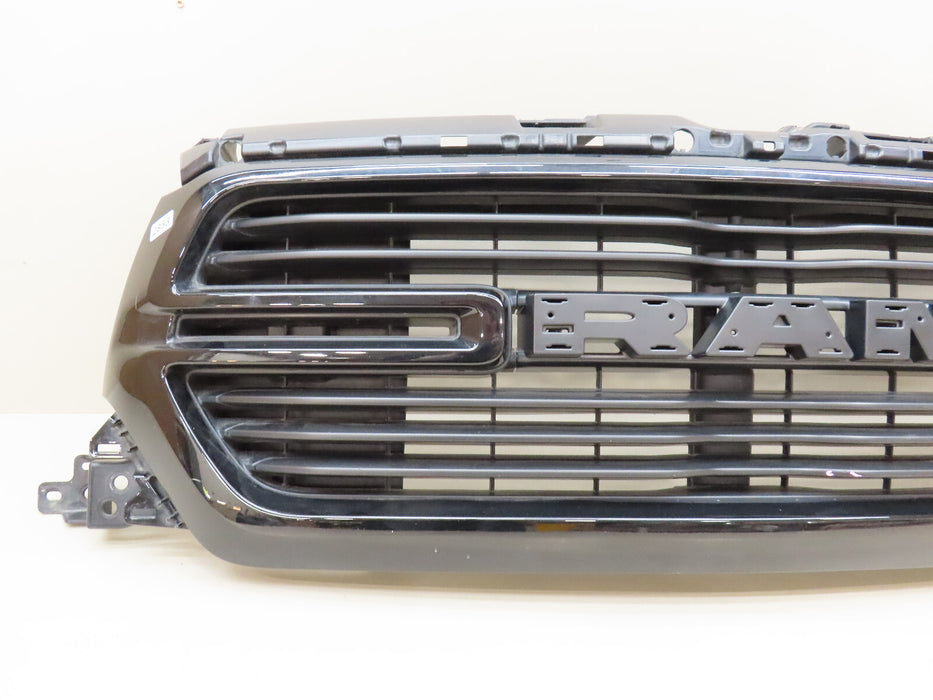 2019-2023 DODGE RAM 1500 FRONT BUMPER RADIATOR GRILL GRILLE BLACK OEM 68366528AH