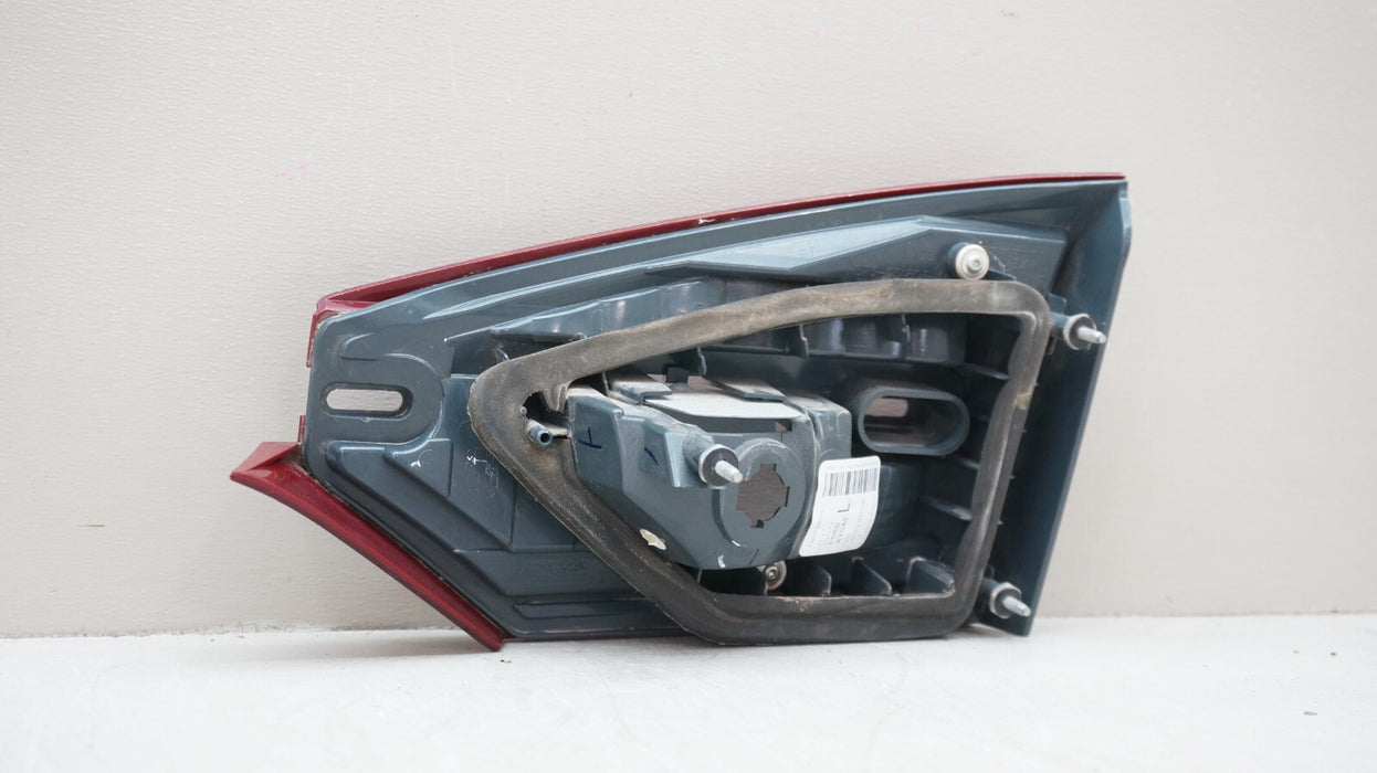 2017-2020 FORD FUSION REAR LEFT DRIVER SIDE INNER TAIL LIGHT OEM HS73-13A603