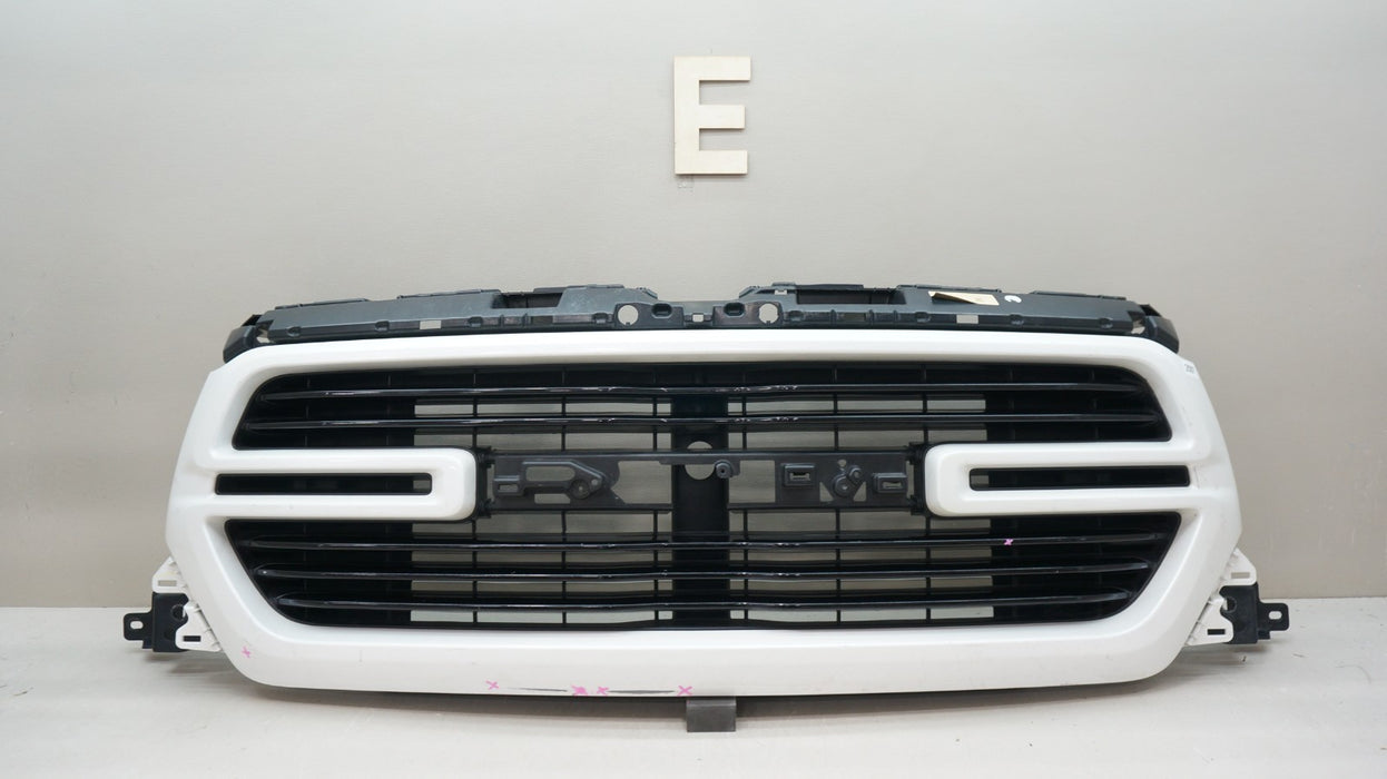 2019-2023 DODGE RAM 1500 FRONT BUMPER RADIATOR GRILLE OEM 68366528AH