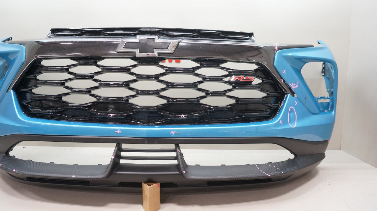 2024-2025 CHEVROLET TRAILBLAZER RS FRONT BUMPER COVER WITH GRILLE OEM