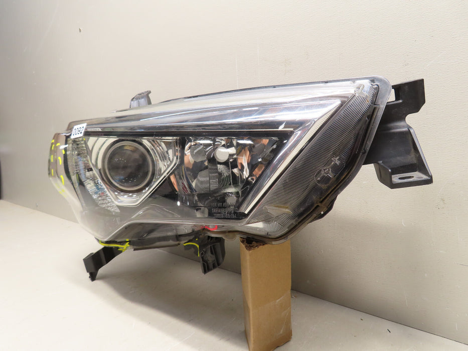 2014 2015 2016 2017 2018 2019 2020 TOYOTA 4RUNNER HEADLIGHT RIGHT RH HALOGEN OEM