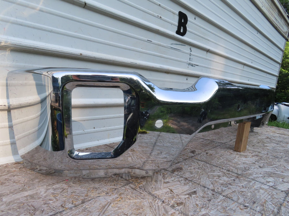 2020-2022 GMC SIERRA 2500 3500 HD FRONT METAL BUMPER COVER PANEL OEM 87819238