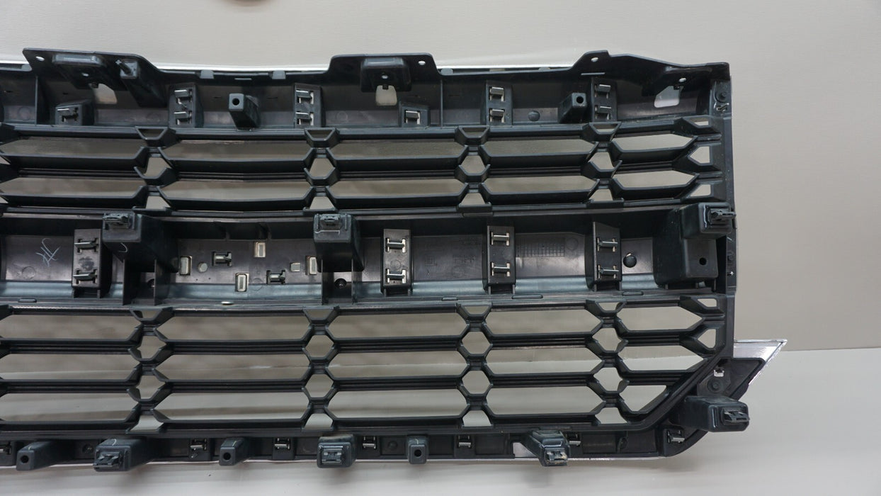 2016-2019 CHEVROLET SILVERADO 1500 FRONT BUMPER CENTER GRILL GRILLE OEM 16 17 18
