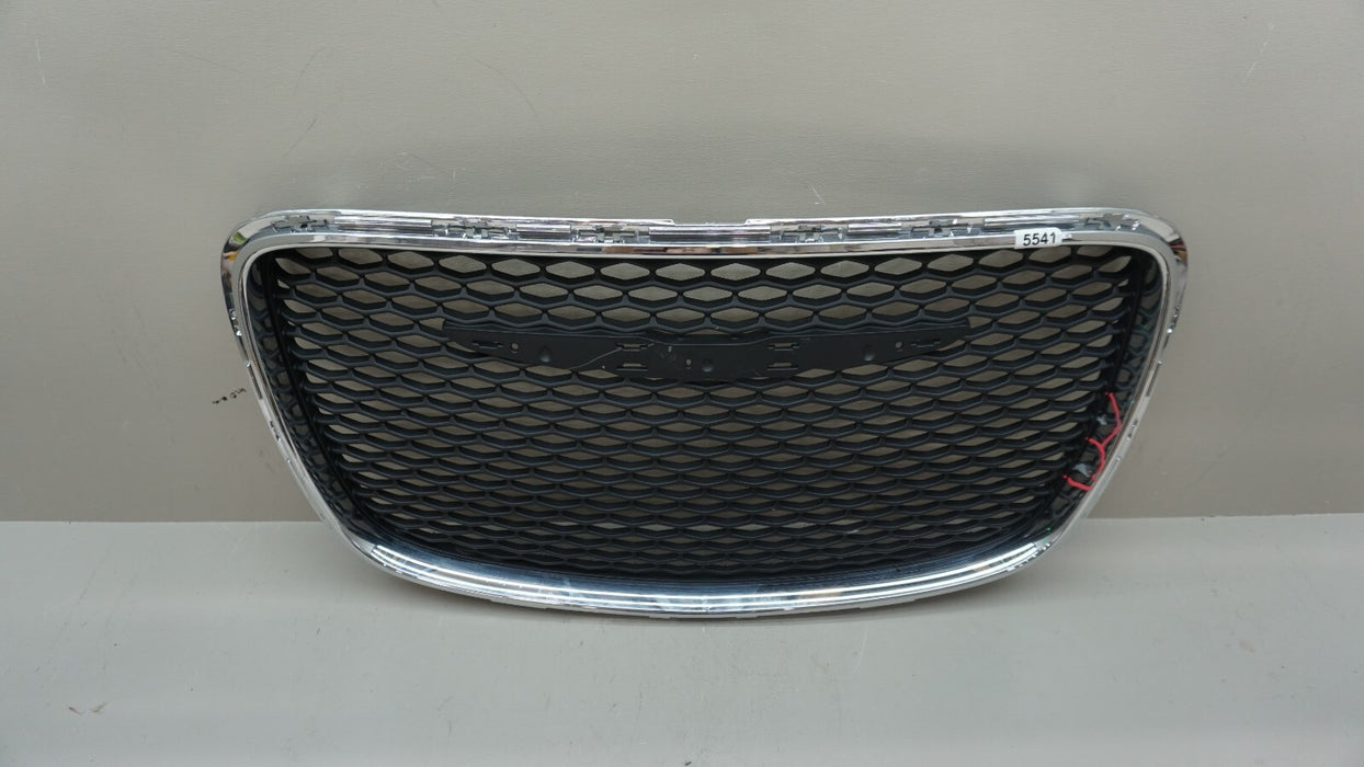 2016-2020 CHRYSLER 300 SEDAN FRONT BUMPER RADIATOR GRILLE GRILL OEM 5SW19TRMAE