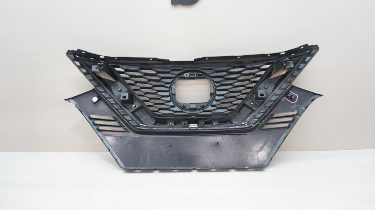 2020-2022 NISSAN ROGUE SPORT FRONT BUMPER RADIATOR GRILLE OEM