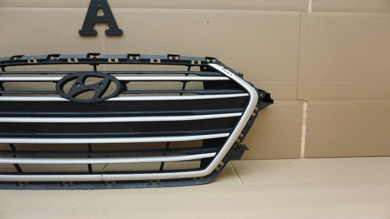 2017-2018 HYUNDAI ELANTRA SEDAN FRONT CENTER GRILLE GRILL 86351-F2000 OEM 17 18