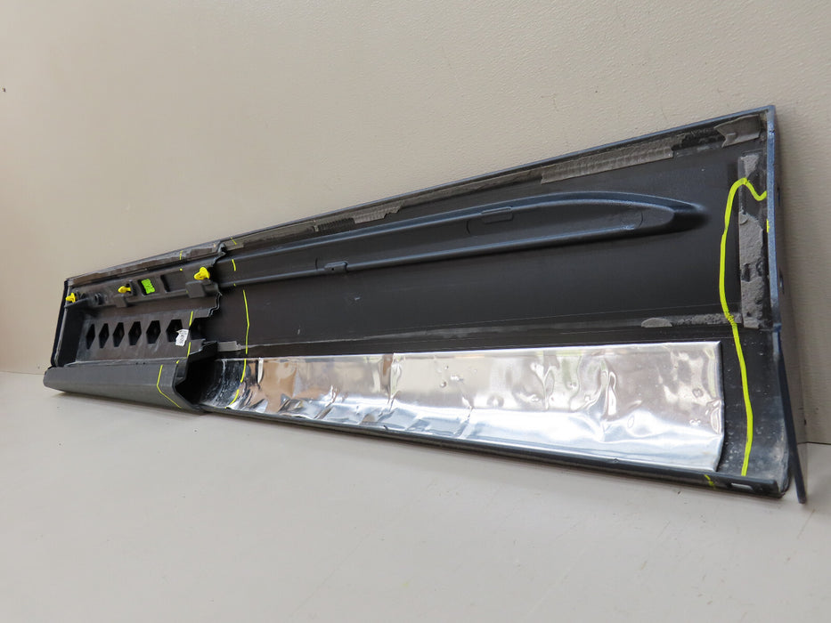 2018 AUDI Q8 FRONT LEFT DRIVER SIDE LOWER MOLDING OEM