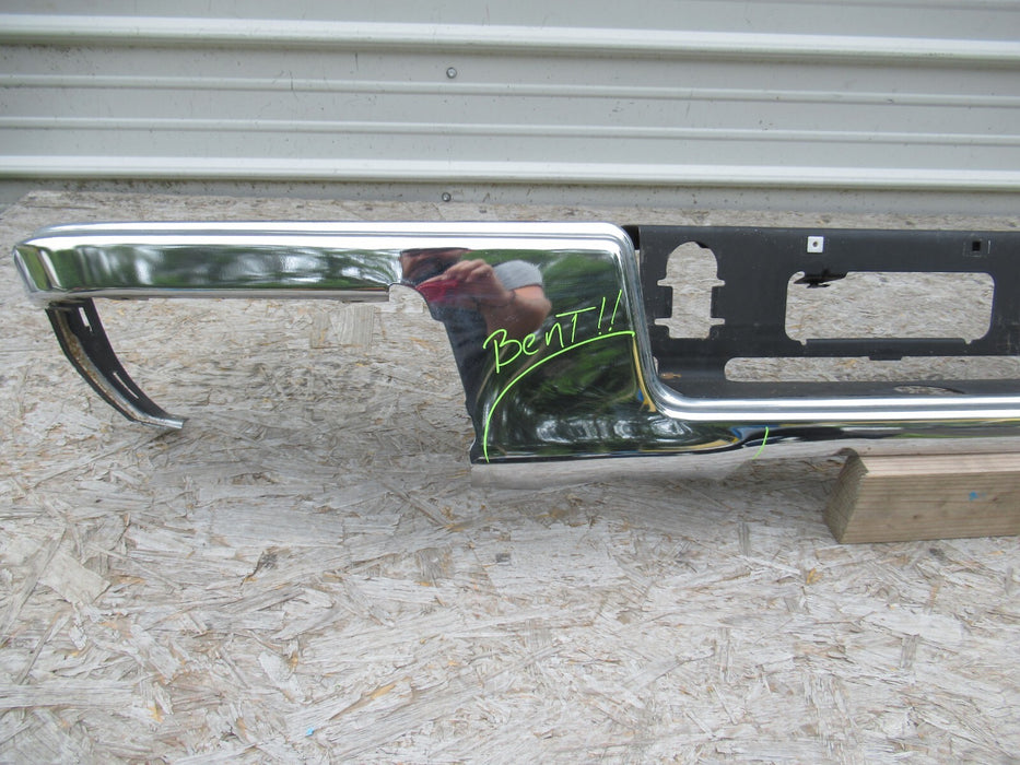 2015-2019 CHEVROLET COLORADO GMC CANYON REAR BUMPER COVER PANEL CHROME OEM