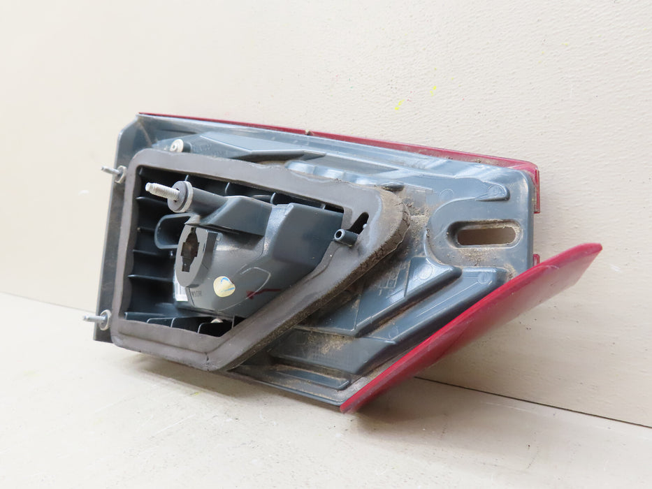 2017 2018 2019 2020 FORD FUSION REAR RIGHT PASSENGER INNER TAIL LIGHT OEM