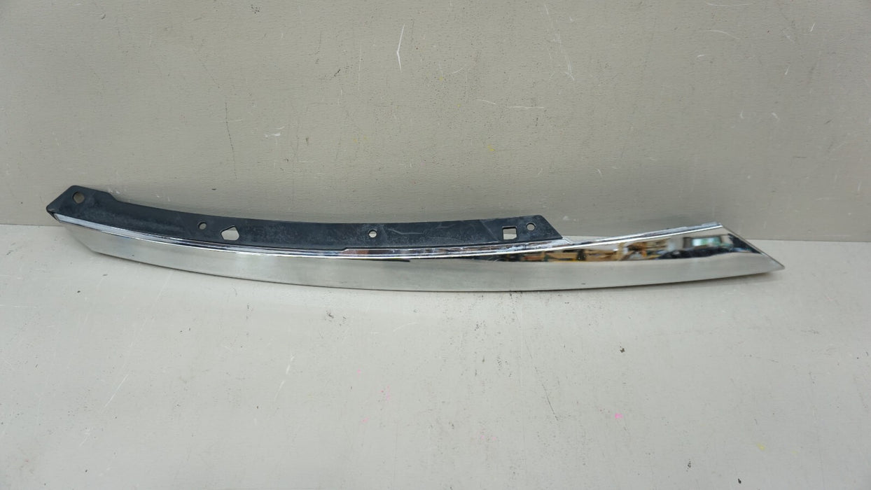 2016-2018 HONDA CIVIC FRONT RIGHT GRILLE EXTENSION MOLDING OEM 71123-TBA-A01