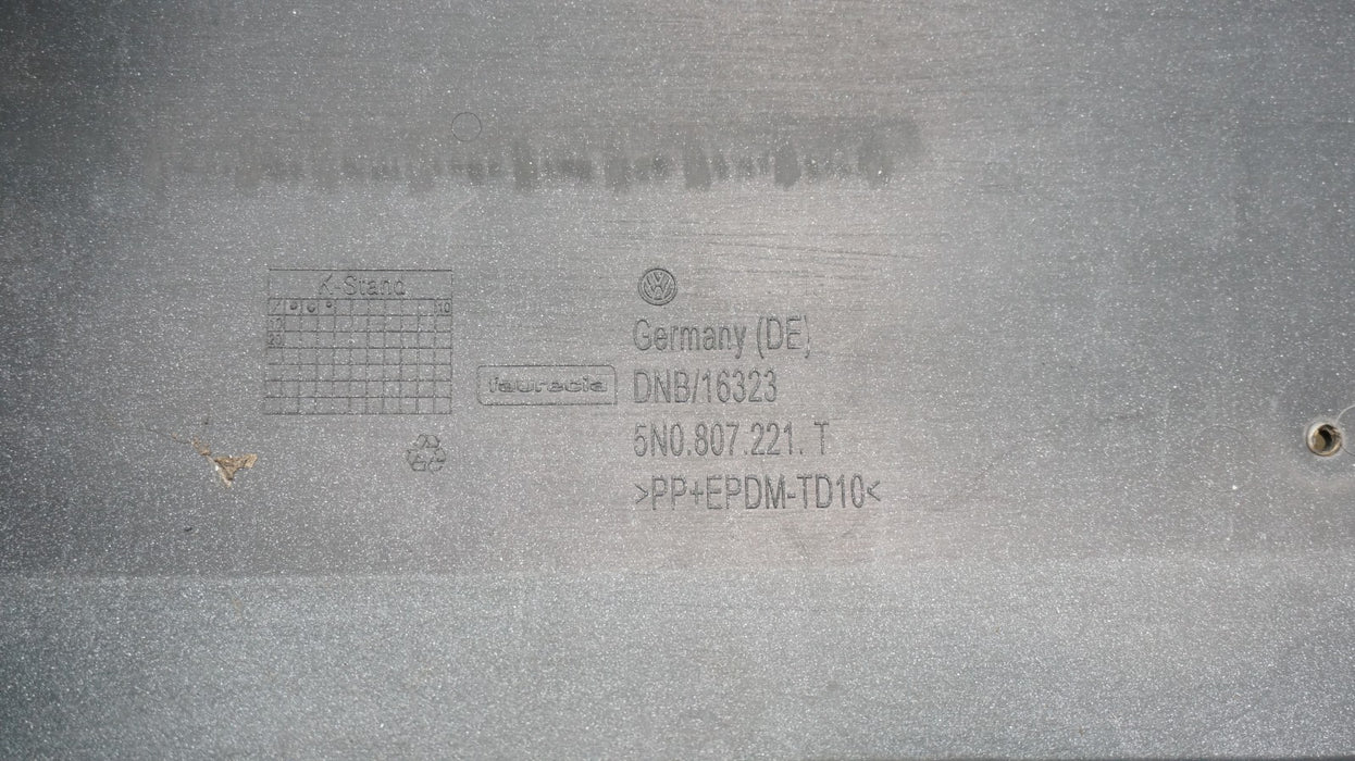 2012-2017 VOLKSWAGEN TIGUAN FRONT BUMPER COVER  5NN807221T OEM