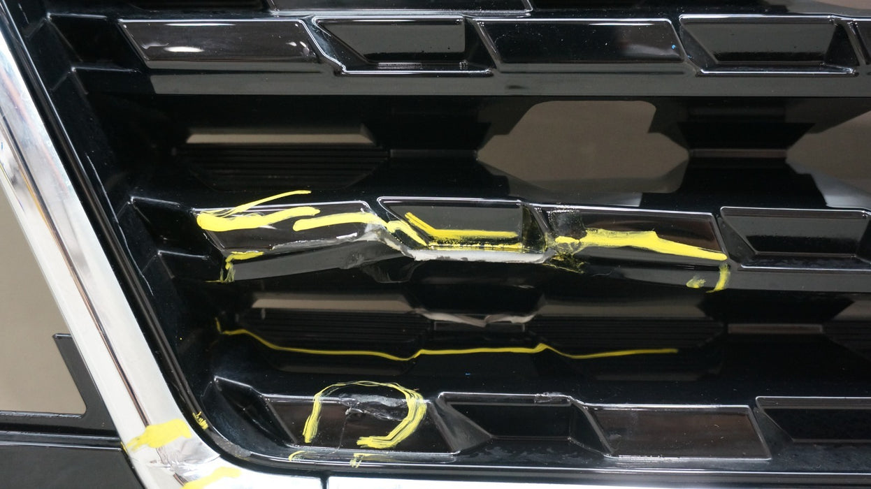 2021-2023 NISSAN KICKS FRONT BUMPER RADIATOR GRILLE OEM 623109VC0