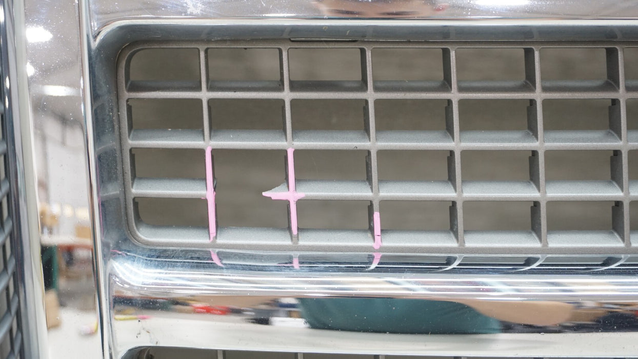 2009-2014 FORD F-150 FORD F150 FRONT RADIATOR CHROME GRILLE OEM