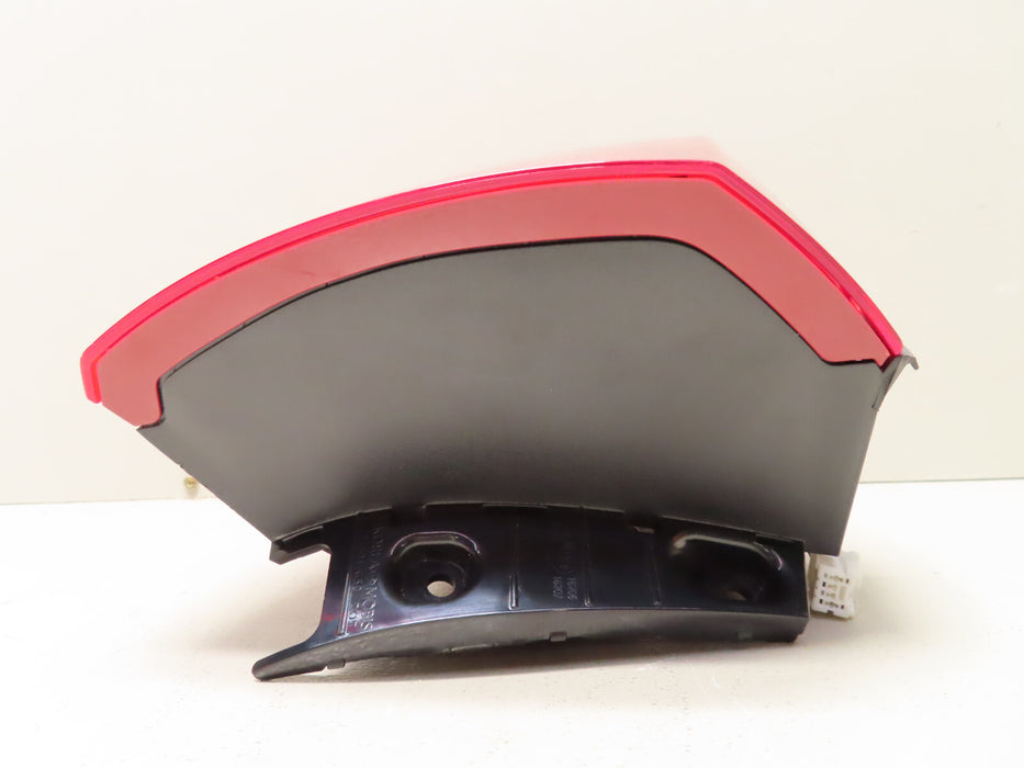 2017 2018 2019 KIA NIRO LH DRIVER QUARTER PANEL TAIL LIGHT OEM