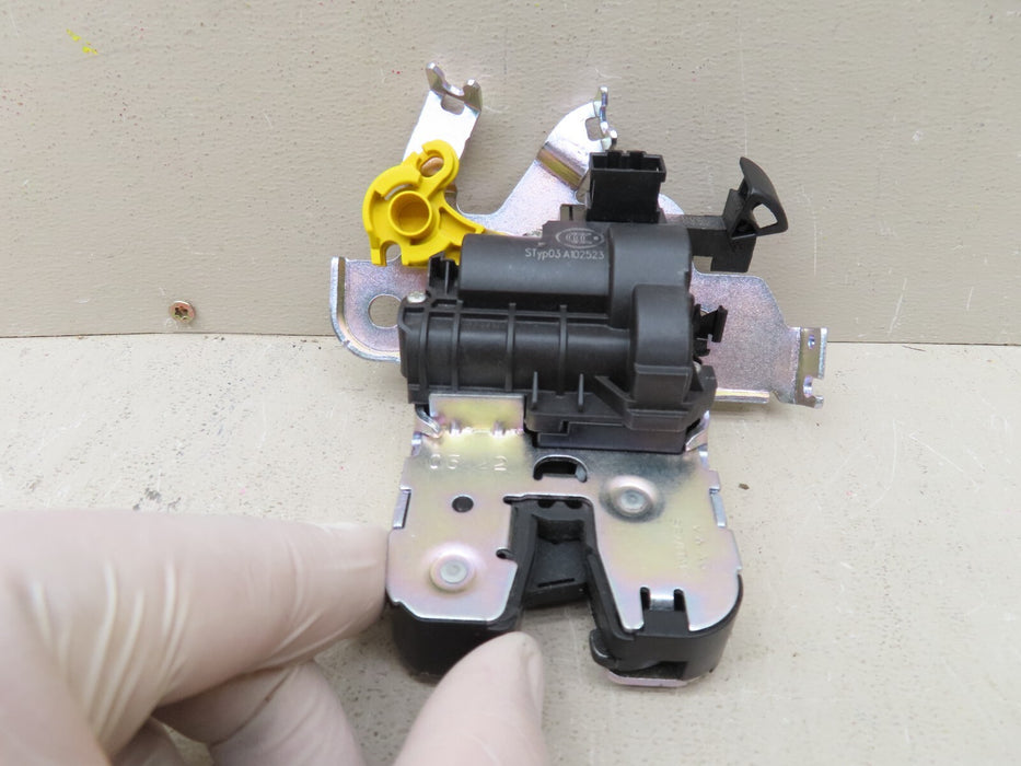 2017-2023 AUDI Q7 Q8 A4 A5 A8 E-TRON TAILGATE LOCK LATCH ACTUATOR OEM 4M0827506D