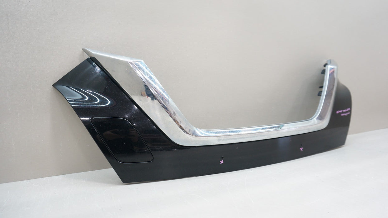 2020-2022 NISSAN VERSA FRONT BUMPER RADIATOR GRILLE MOLDING OEM 620705EE0A