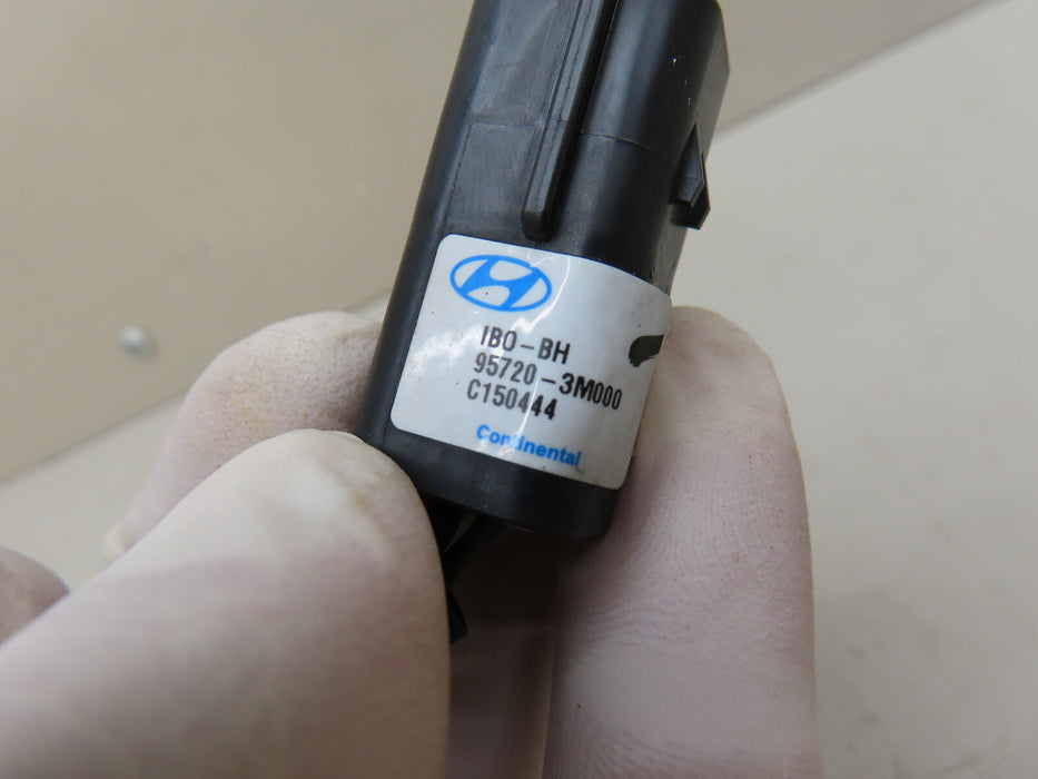 2009-2014 HYUNDAI GENESIS REAR BUMPER PARKING ASSIST DISTANCE SENSOR OEM