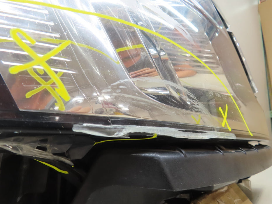 2018-2021 FORD EXPEDITION RIGHT SIDE HEADLIGHT HALOGEN OEM JL1B-13005-AF