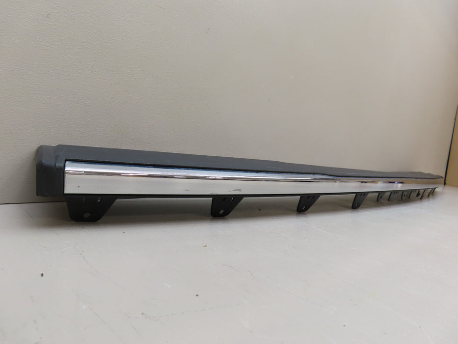 2015-2020 CHEVROLET SUBURBAN/TAHOE REAR BUMPER STEP PAD COVER OEM 29936468