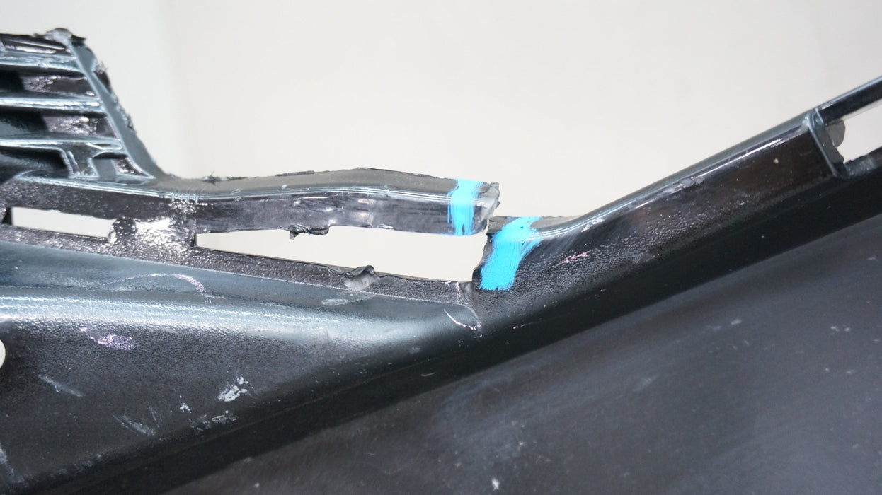 2025-2026 CHEVROLET TAHOE / SUBURBAN FRONT LOWER BUMPER VALANCE OEM 84976805