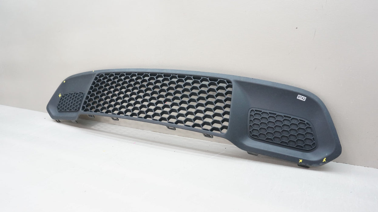2017-2022 JEEP GRAND CHEROKEE FRONT LOWER BUMPER GRILLE OEM 68262006AB