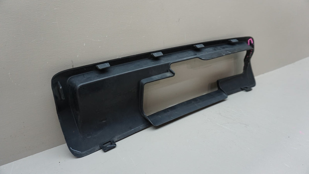2014-2021 JEEP GRAND CHEROKEE REAR BUMPER TOW HITCH TRIM 08871124F OEM