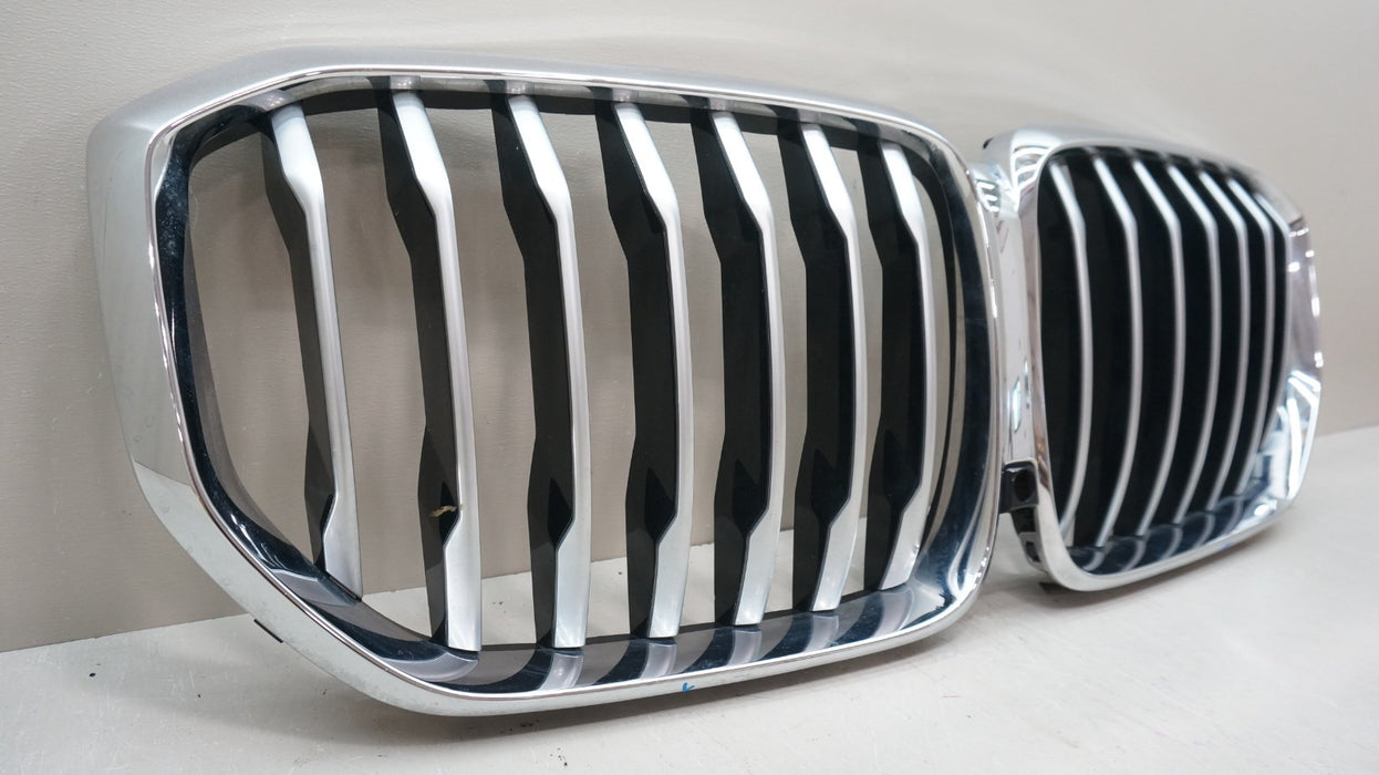 2019-2023 BMW X5 FRONT RADIATOR GRILLE GRILL OEM 20240006541