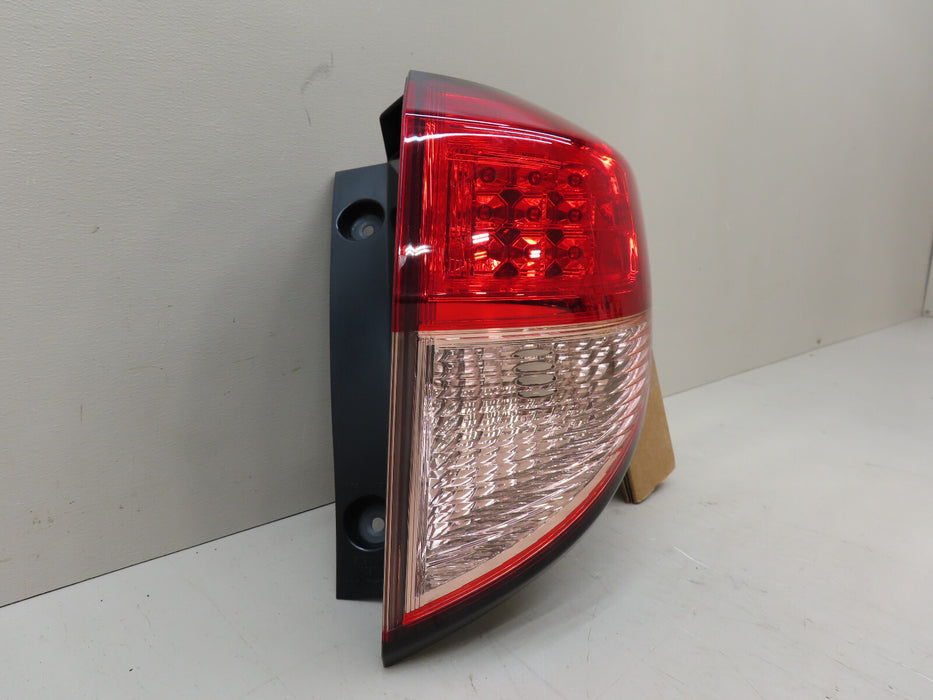 2016-2018 HONDA HRV HR-V REAR RIGHT PASSENGER OUTER TAIL LIGHT OEM