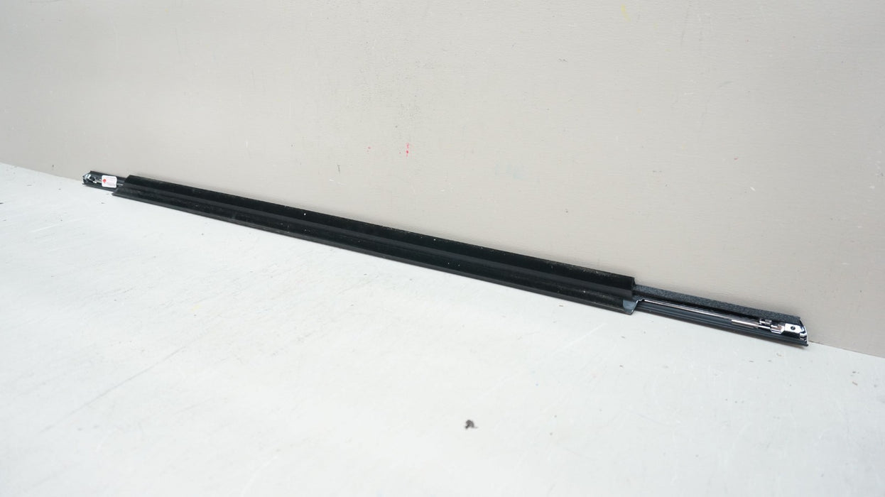 2010-2016 CADILLAC SRX REAR RIGHT DOOR WINDOW BELT MOLDING TRIM OEM 22856933