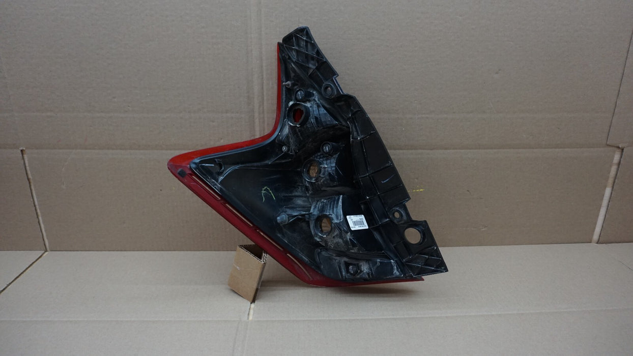 2014-2019 NISSAN NOTE REAR RH RIGHT PASSENGERS TAIL LIGHT OEM 265503WC0A