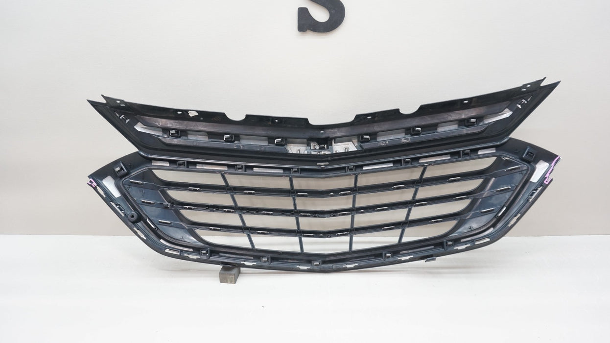 2018-2021 CHEVROLET EQUINOX FRONT BUMPER RADIATOR GRILLE OEM 94150736