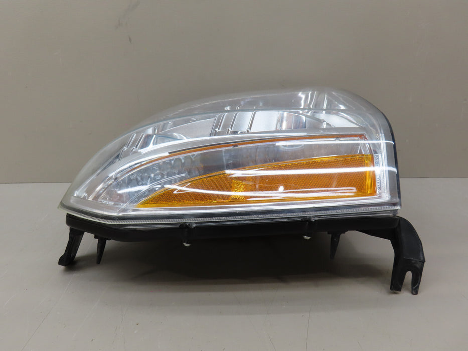 2007-2012 GMC YUKON FRONT RIGHT PASSENGER HEADLIGHT OEM