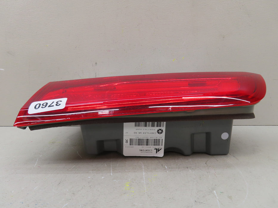 2014-2018 JEEP GRAND CHEROKEE REAR RIGHT PASSENGER INNER TAIL LIGHT OEM