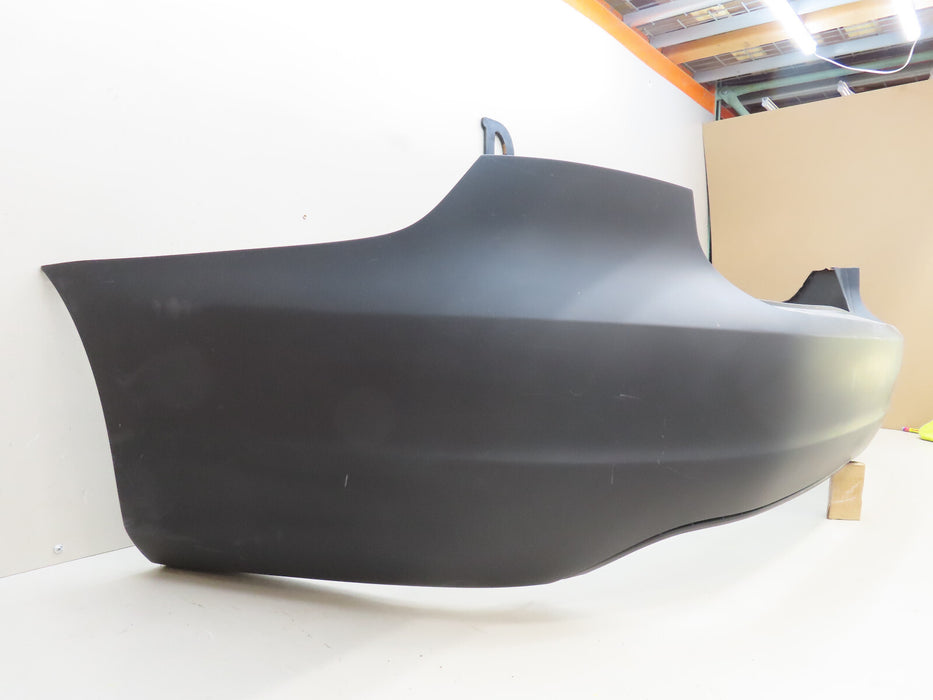 2014 2015 VOLKSWAGEN PASSAT SEDAN BUMPER COVER OEM 561 807 421