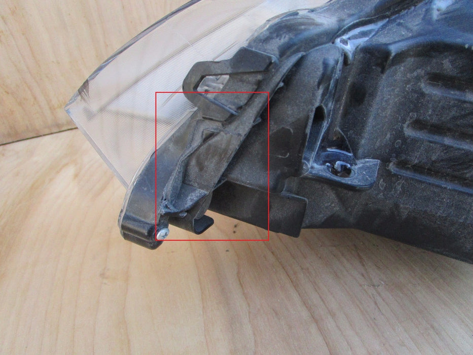 2015-2017 TOYOTA CAMRY FRONT RIGHT HEADLIGHT OEM C22