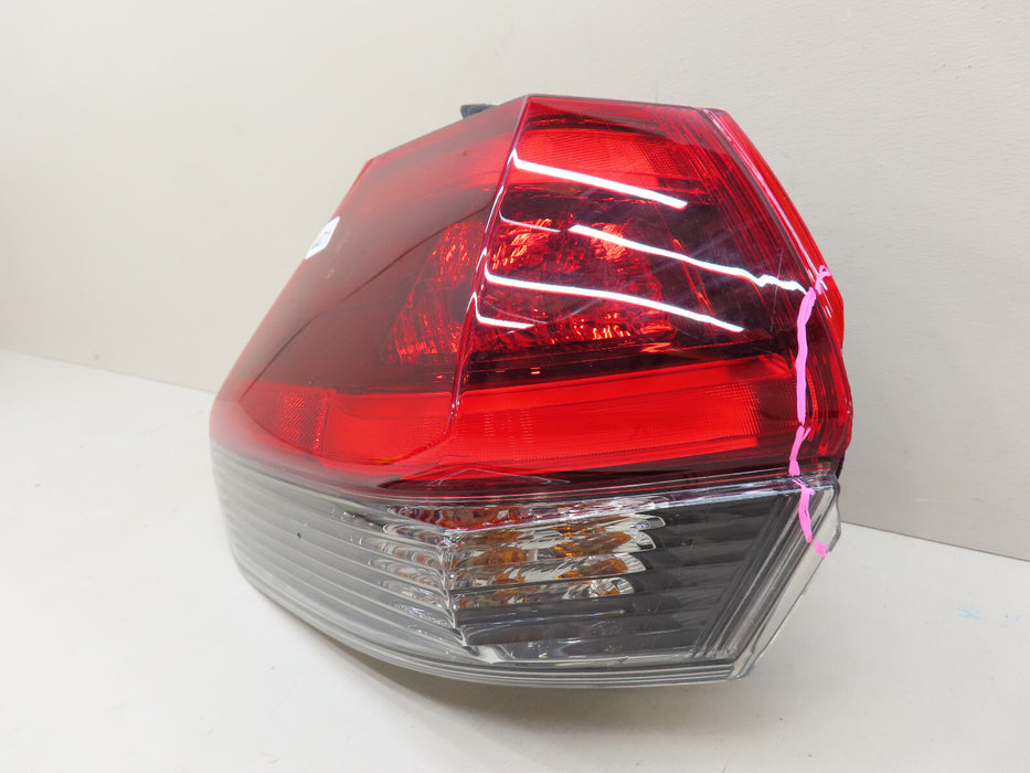2017-2020 NISSAN ROGUE REAR LEFT DRIVER SIDE OUTER TAIL LIGHT OEM