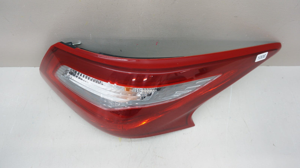 *MINT* 2016-2018 NISSAN ALTIMA REAR RIGHT PASSENGER SIDE TAIL LIGHT OEM