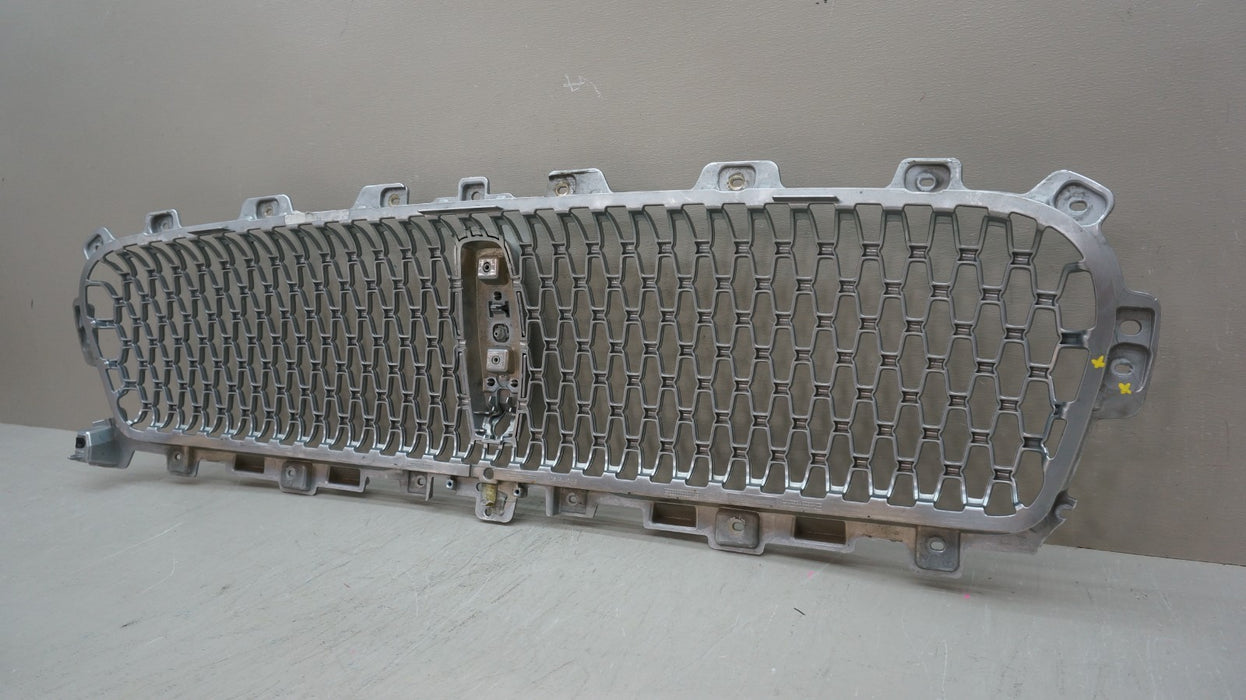 2017-2019 LINCOLN CONTINENTAL FRONT CENTER GRILLE GRILL GD9B-8200-CC OEM